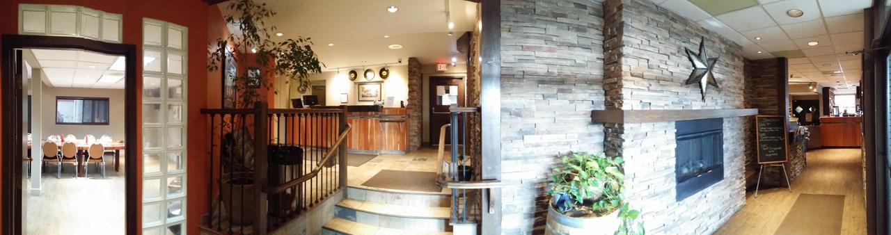 Bear Country Inn เทอร์เรส ภายนอก รูปภาพ