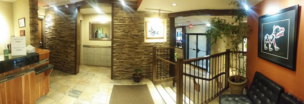 Bear Country Inn เทอร์เรส ภายนอก รูปภาพ